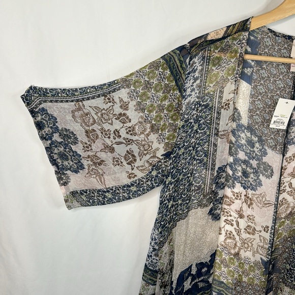 Sheer Multi-Pattern Duster - Picture 5 of 6